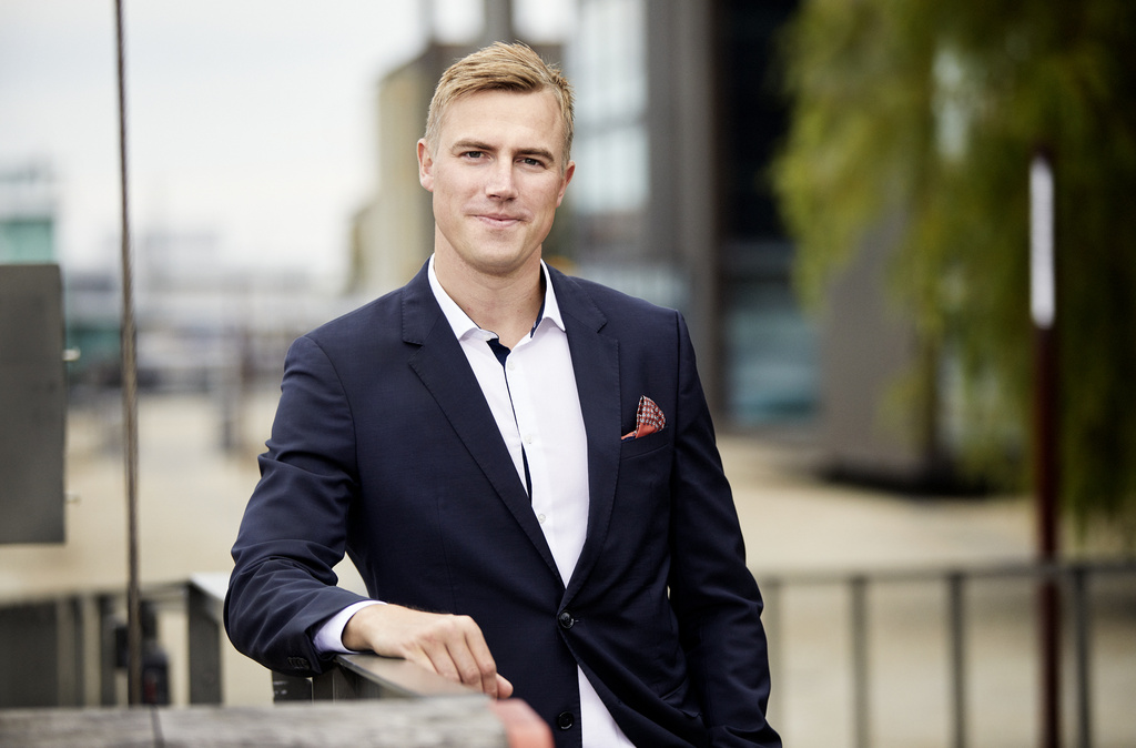 Kameo - Historien bag